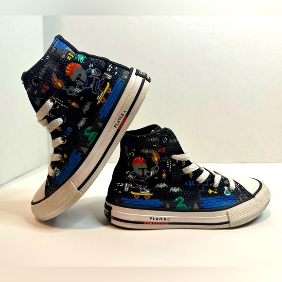 Converse Chuck Taylor Kids size 12 - Picture 2 of 6